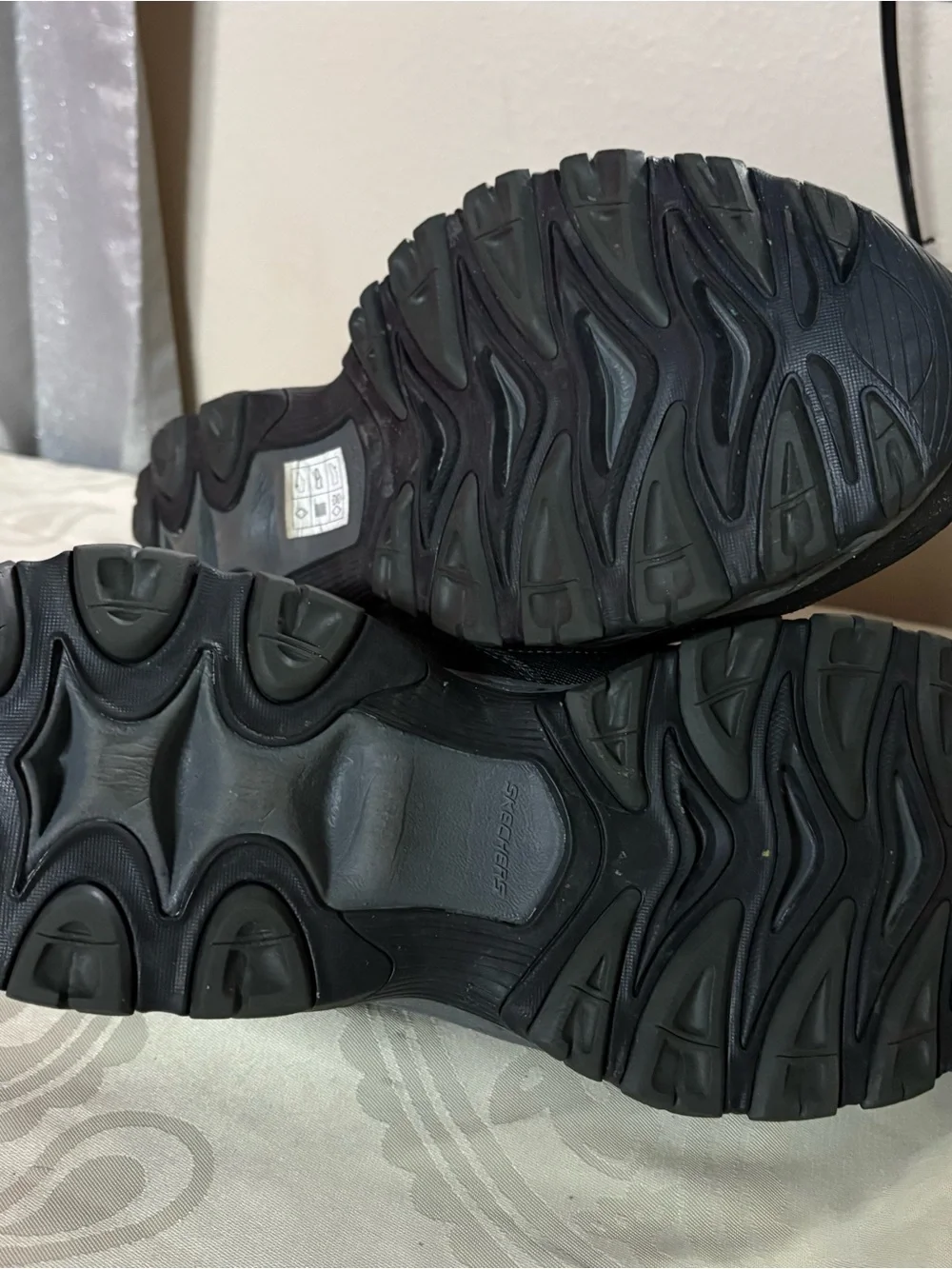 Skechers Men's Black Athletic Steel Toe Sneakers